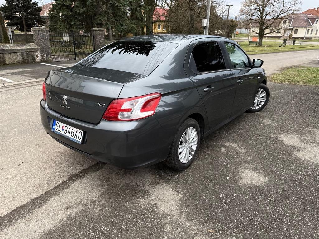 Peugeot 301 - 5