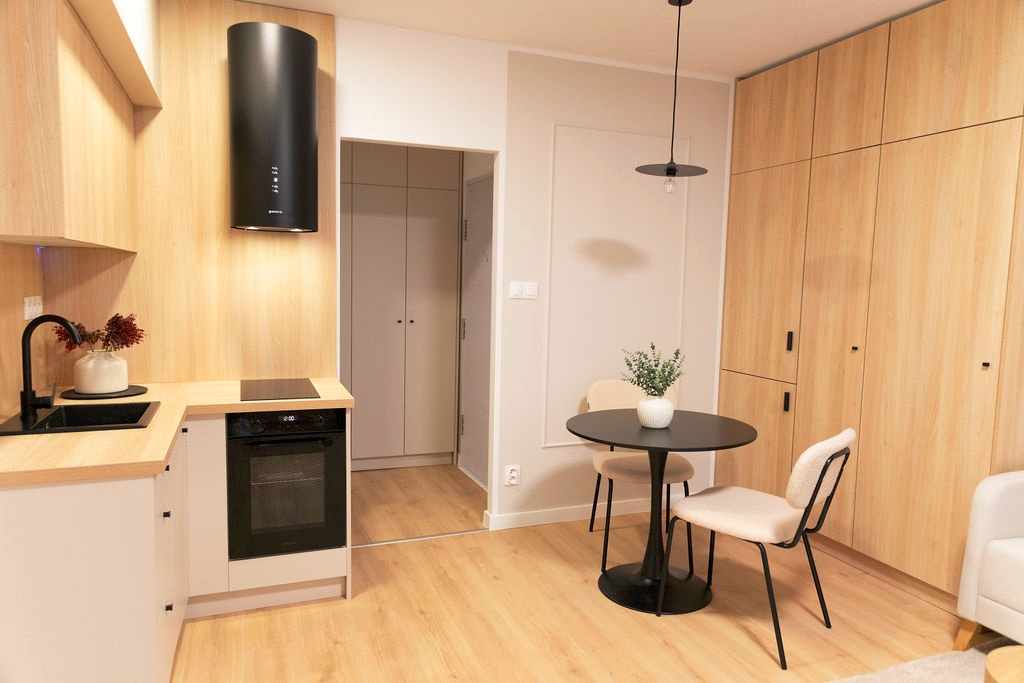 Iba u nás Na prenájom 2i nový dizajnový byt , loggia, voľný - 5