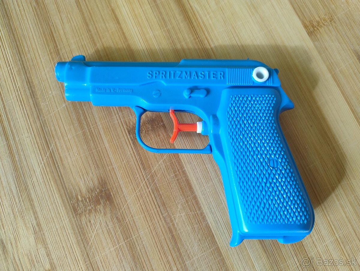 staré hračky, postavičky - 5