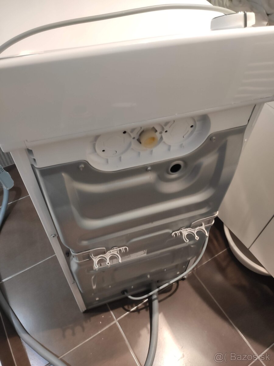 Parná práčka Electrolux EW8T3562C - 5