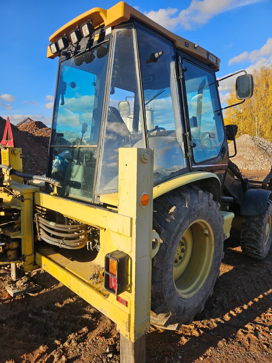 Traktorbagr Caterpillar 428D 4X4 + sbíjecí kladivo - 5