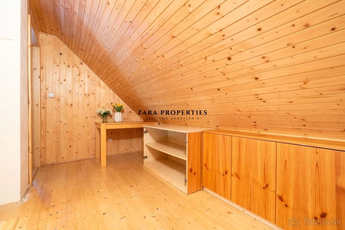 Drevenice pri lyžiarskom stredisku Ráztoka, Horná Mariková - 5