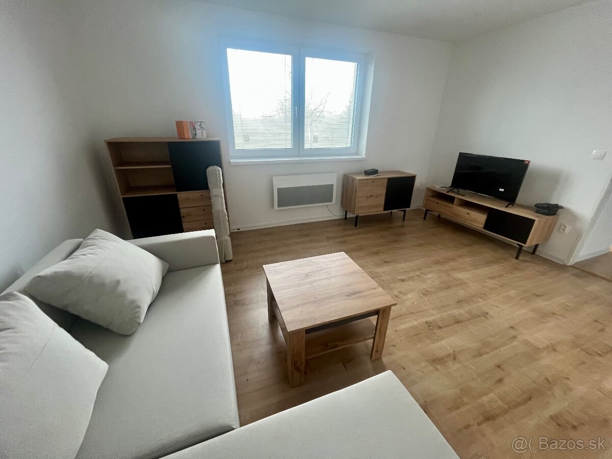 prenájom – 3 izbový byt v Seredi - 5
