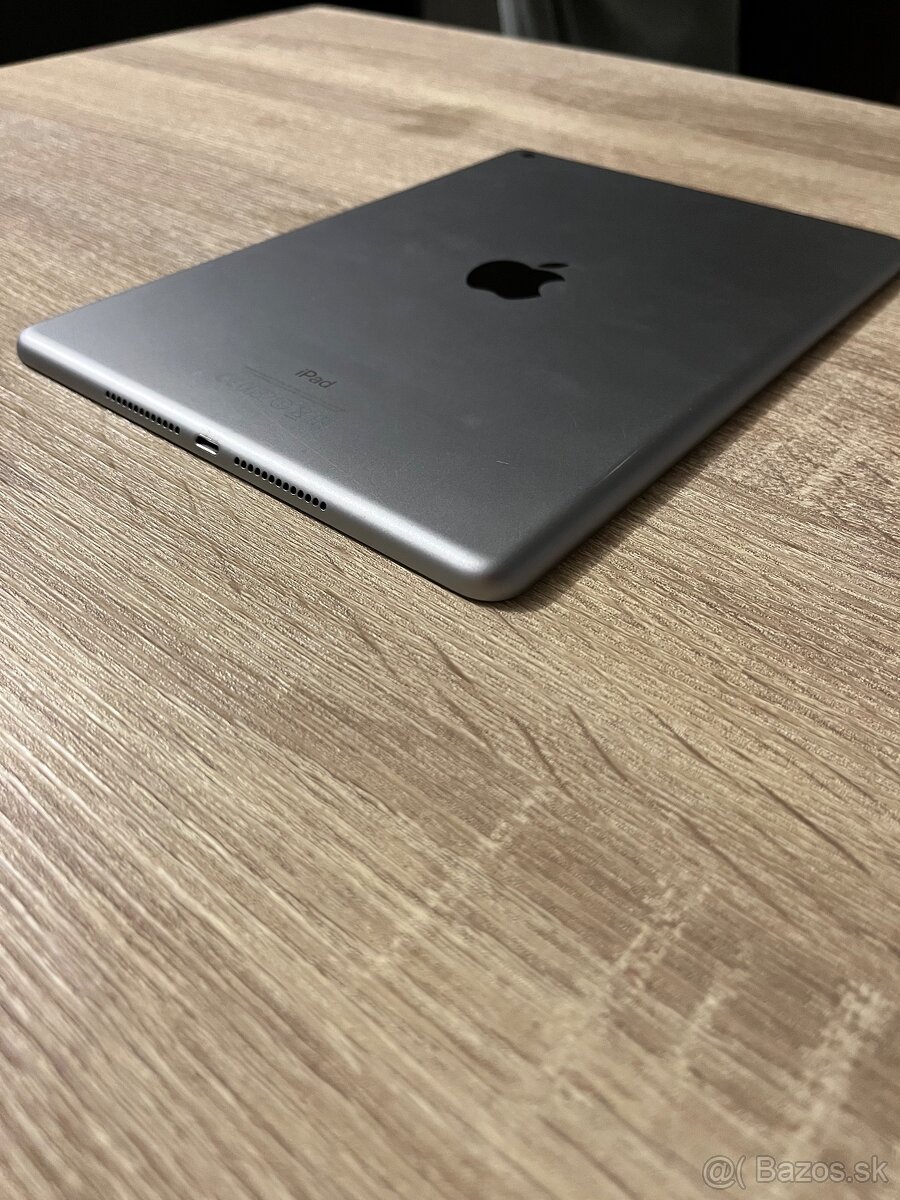 9.7” tablet iPad 5.generacia 32GB Space Gray TOP stav - 5