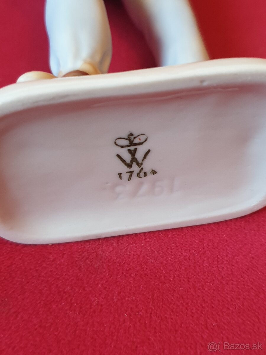 Mladík s walkmanom, Wallendorf, Dáma Royal dux - 5