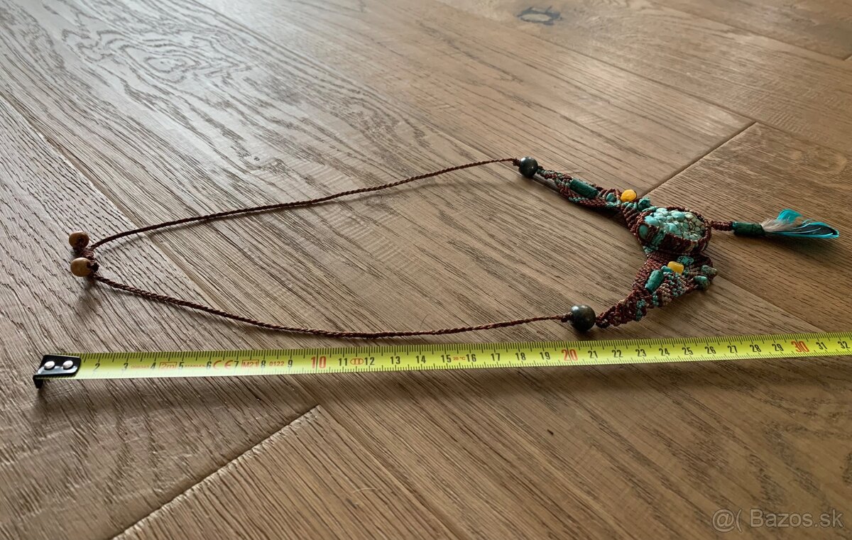 Náhrdelník macrame hnedý s pierkom - 5