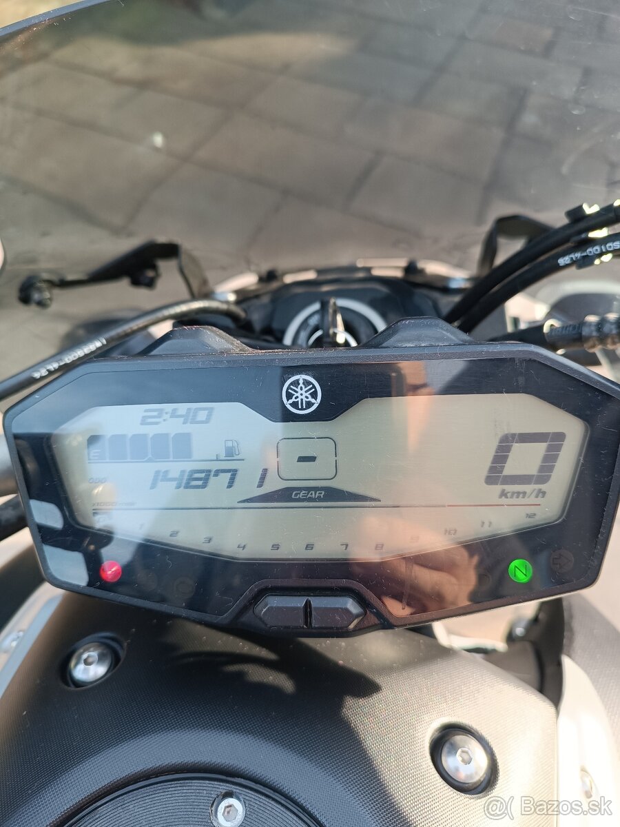 Yamaha MT07 - 5