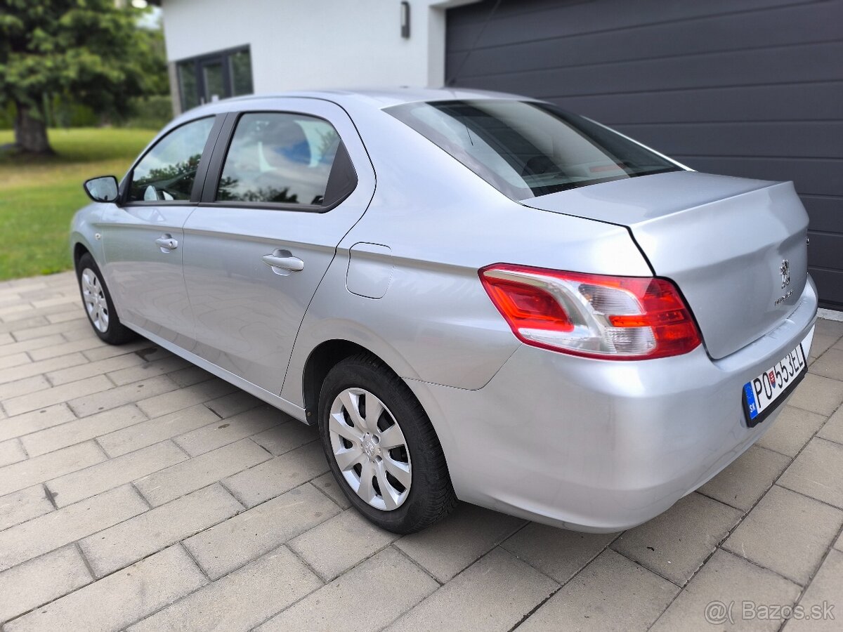 Peugeot 301 benzín 1,6 - 5