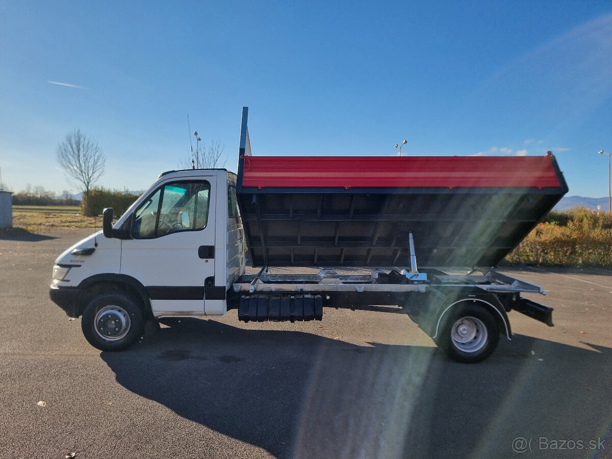 IVECO DAILY 3-stranny sklapac iveco daily 65c17 6.5T - 5