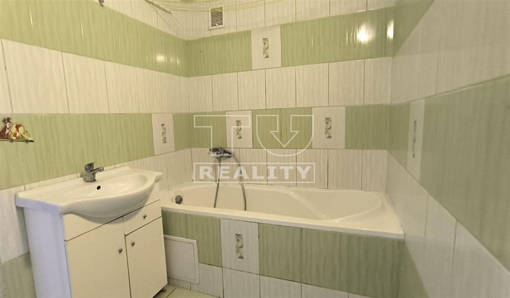 RezervovanéNa predaj 3,5 izbový byt vo vyhľadávanej... - 5