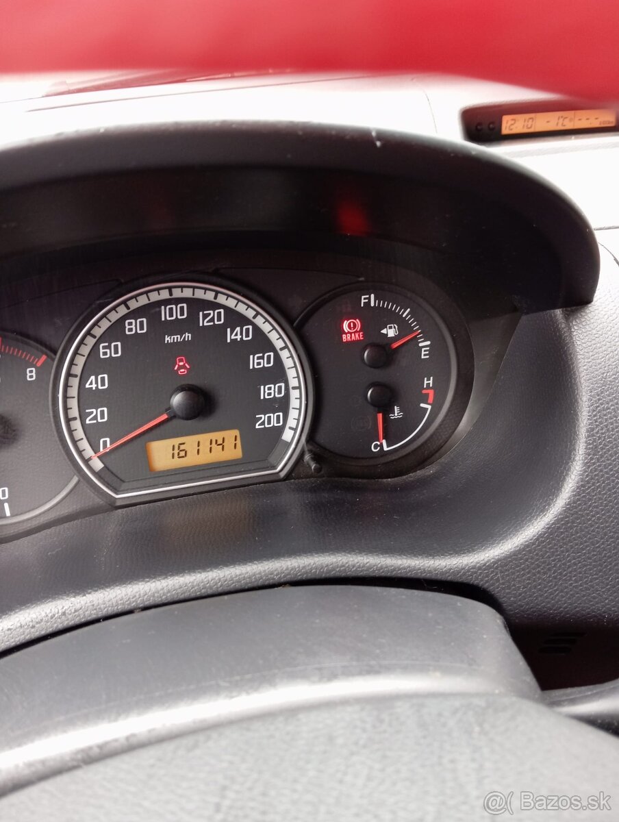 Suzuki Swift 4x4 - 5