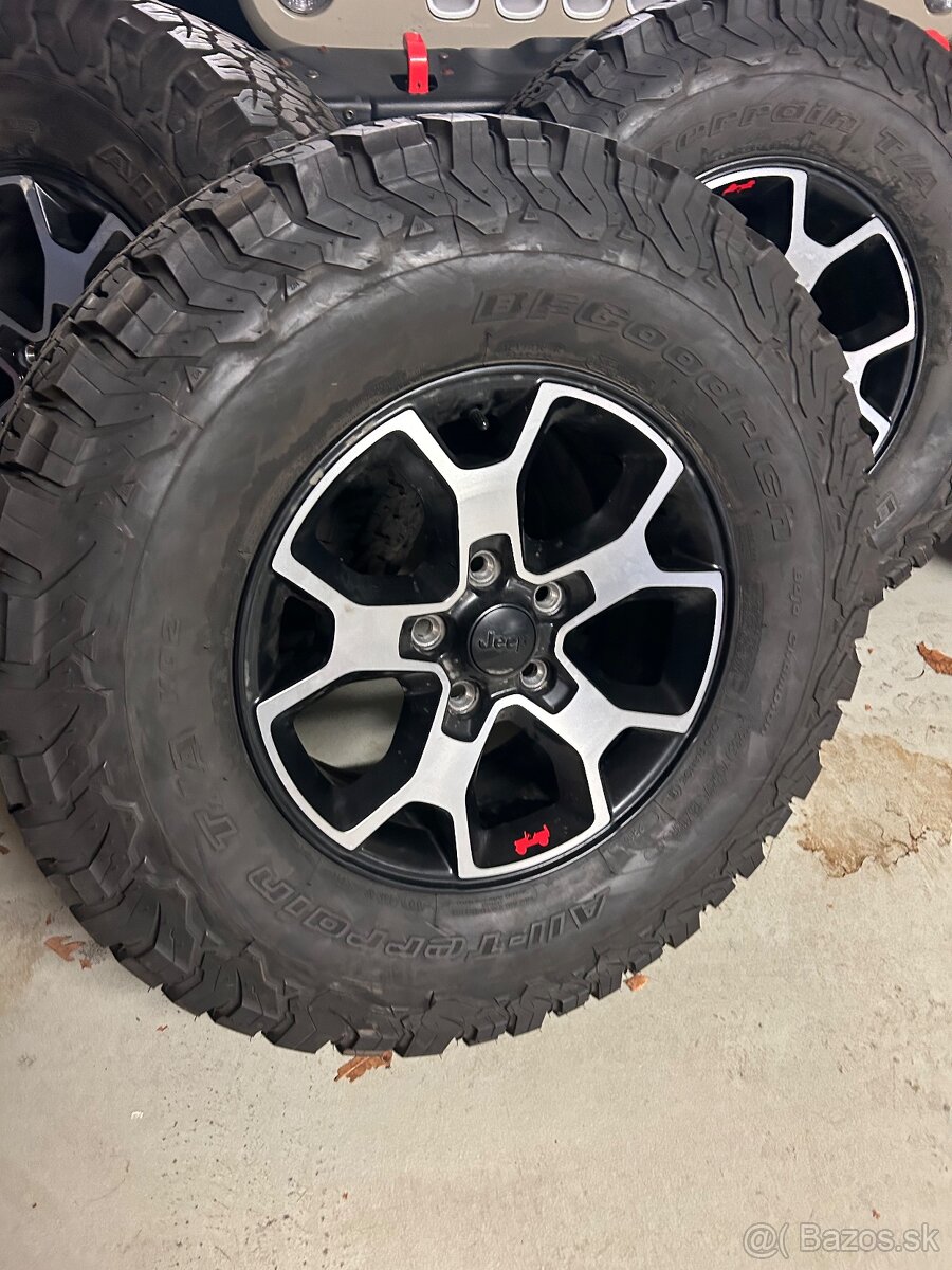 Jeep Wrangler 285/70 r17 BF Goodrich - 5