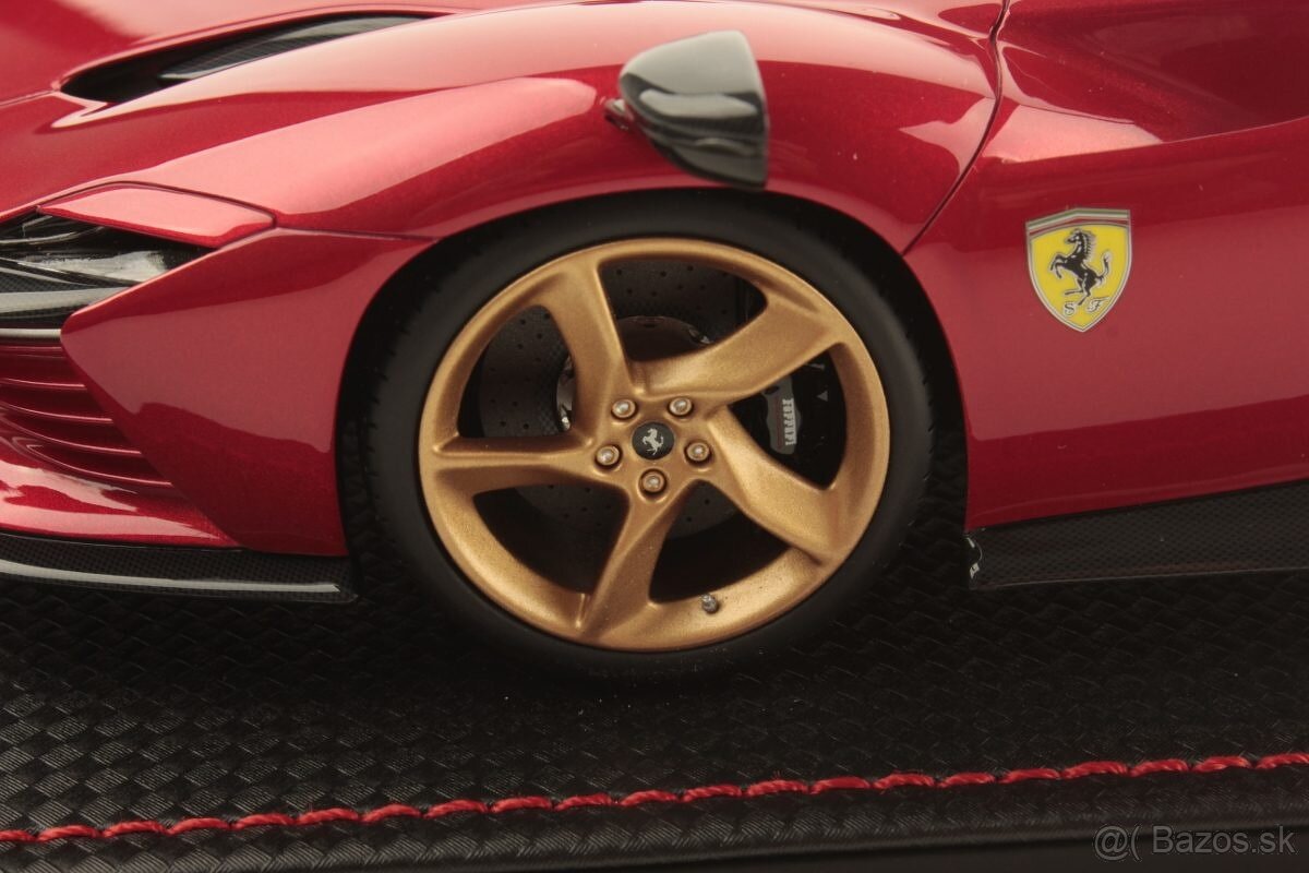 Ferrari Daytona SP3 | MR Collection 1/18 - 5