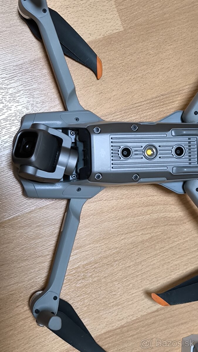 Predám DJI Air 2S Fly More Combo TOP STAV - 5