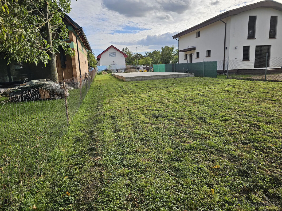 Okres Senec - BERNOLÁKOVO - NA PREDAJ stavebný pozemok so zá - 5