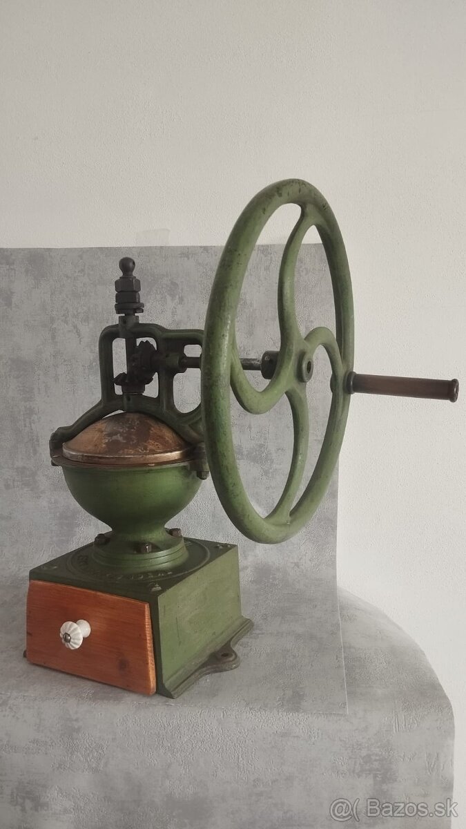 Kupecký mlyncek na kávu Leinbrock IDEAL no.2 s rumpálem - 5