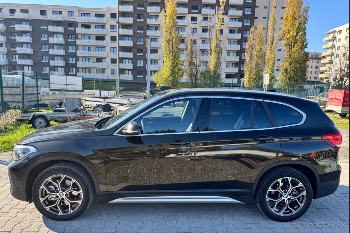 BMW X1 sDrive Advanced 20i A/T,5dv. - 5