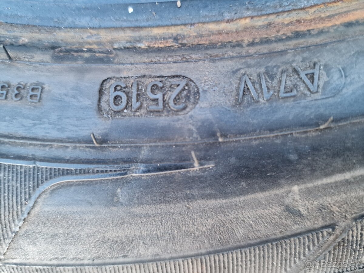 Zim.pneu 215/60R17C Dunlop - 5