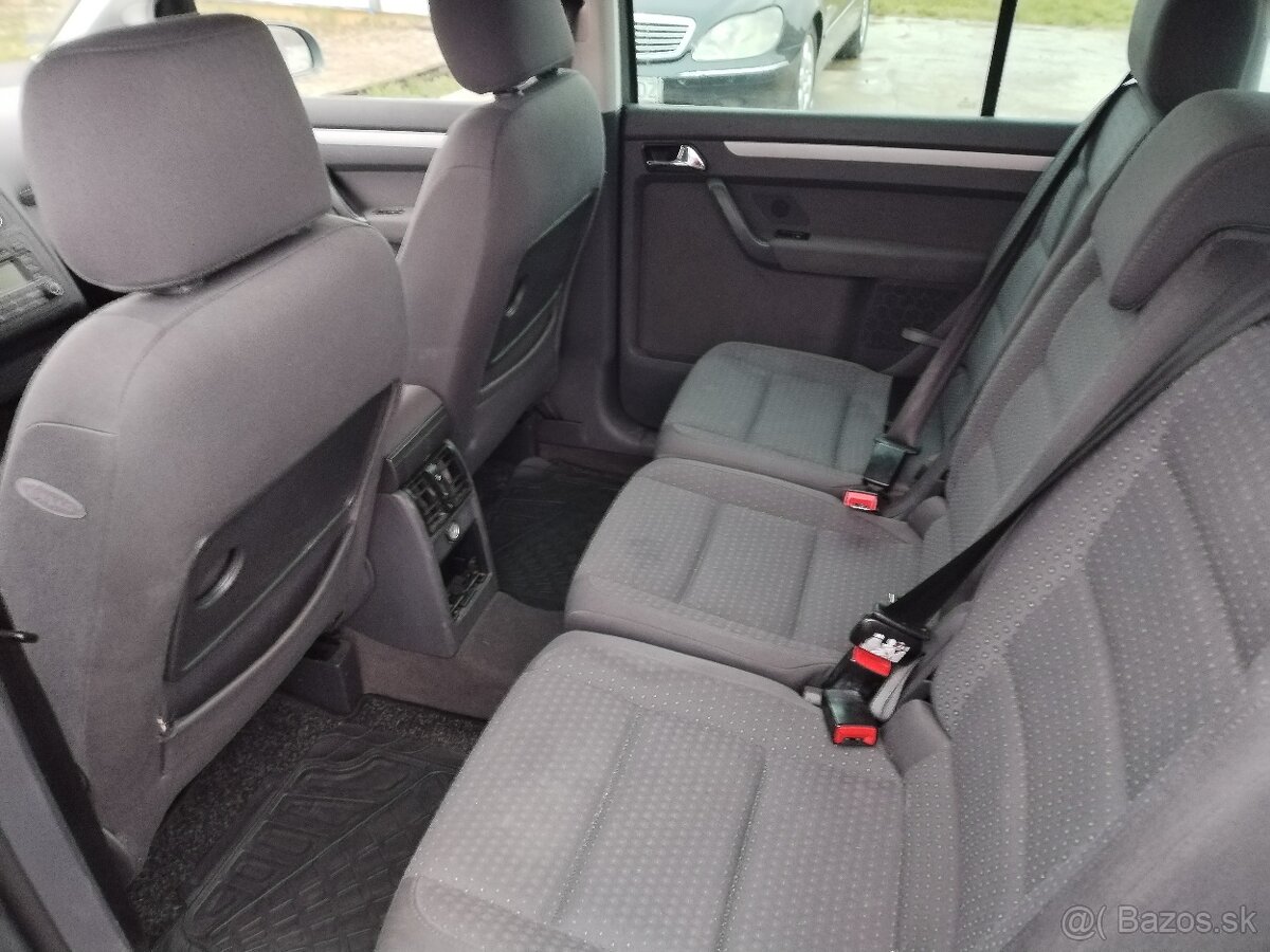 Volkswagen touran - 5