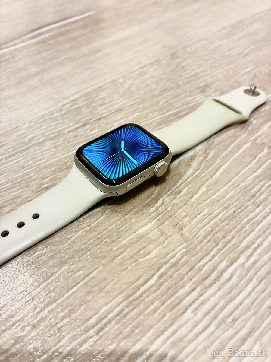 Apple Watch SE 40mm (2.generácia) - 5