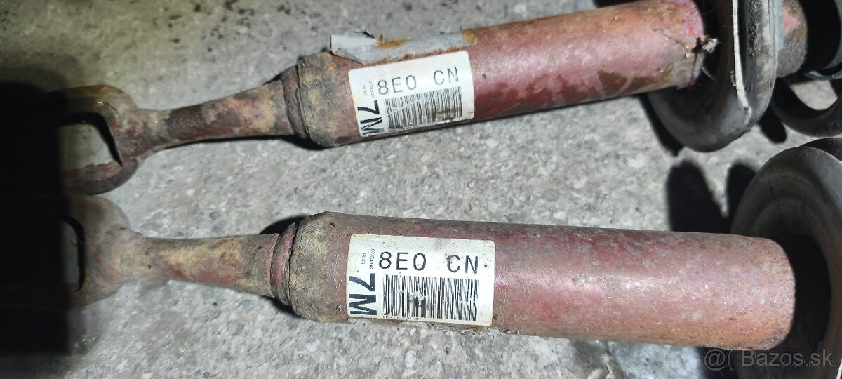 Audi A4 B7 strmene,tlmiče , nádobky, - 5