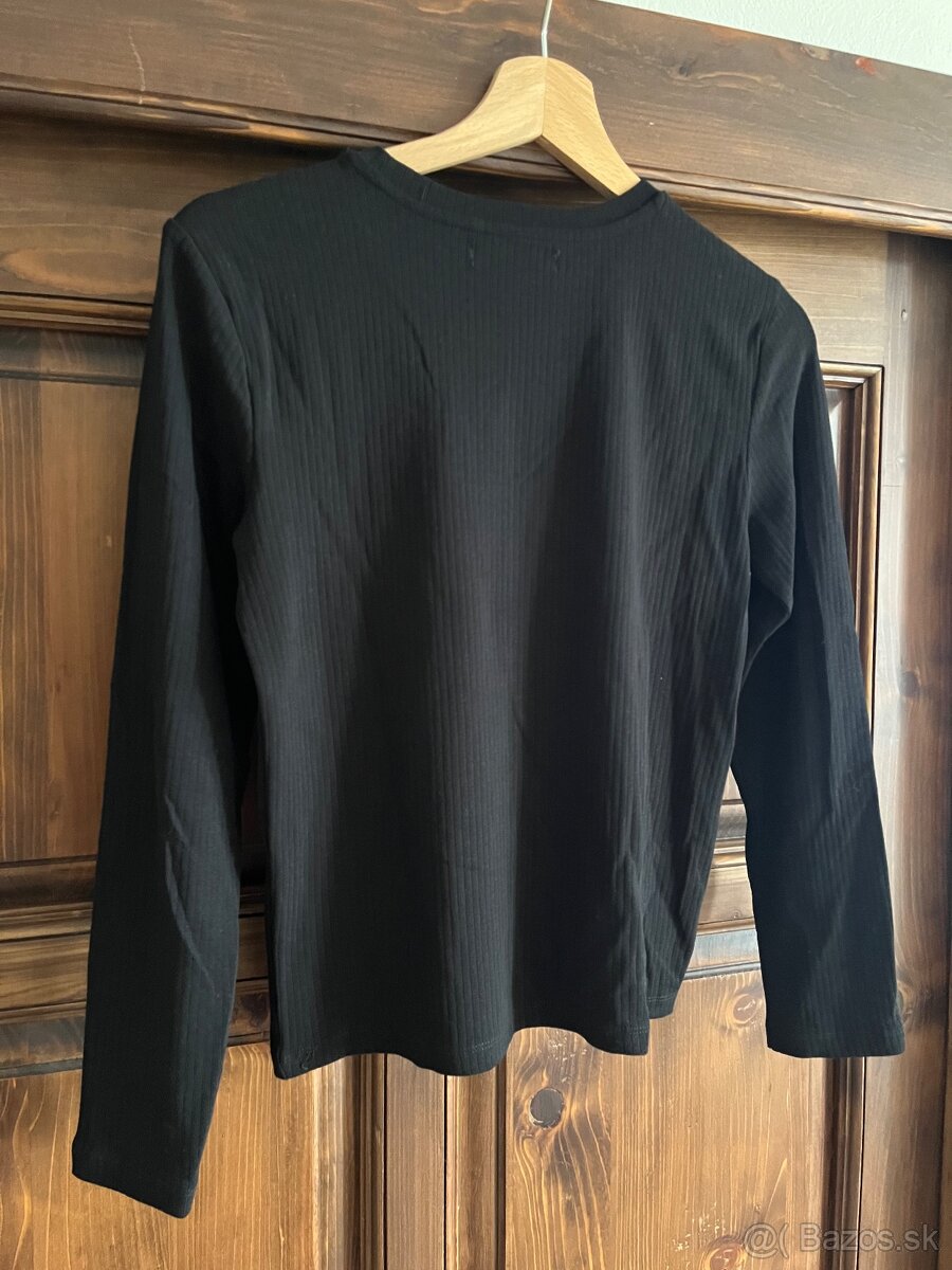 SINSAY Čierny top č. M - 5