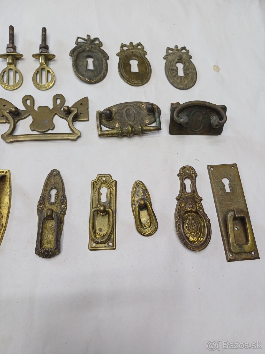 Predám staré mosazne kovanie - 5