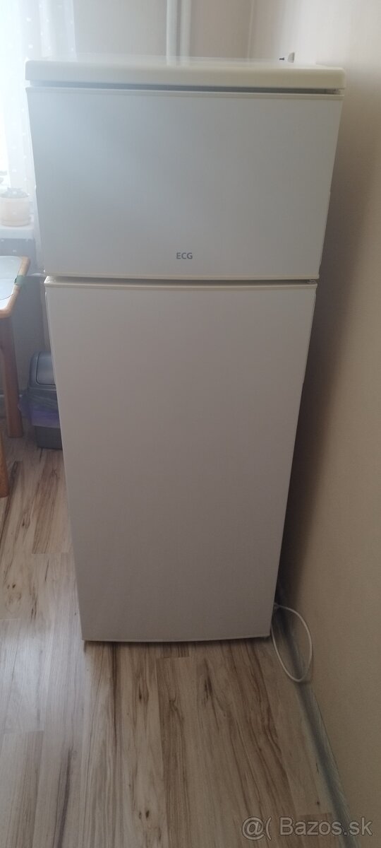 Chladnička z mraznickou - 5