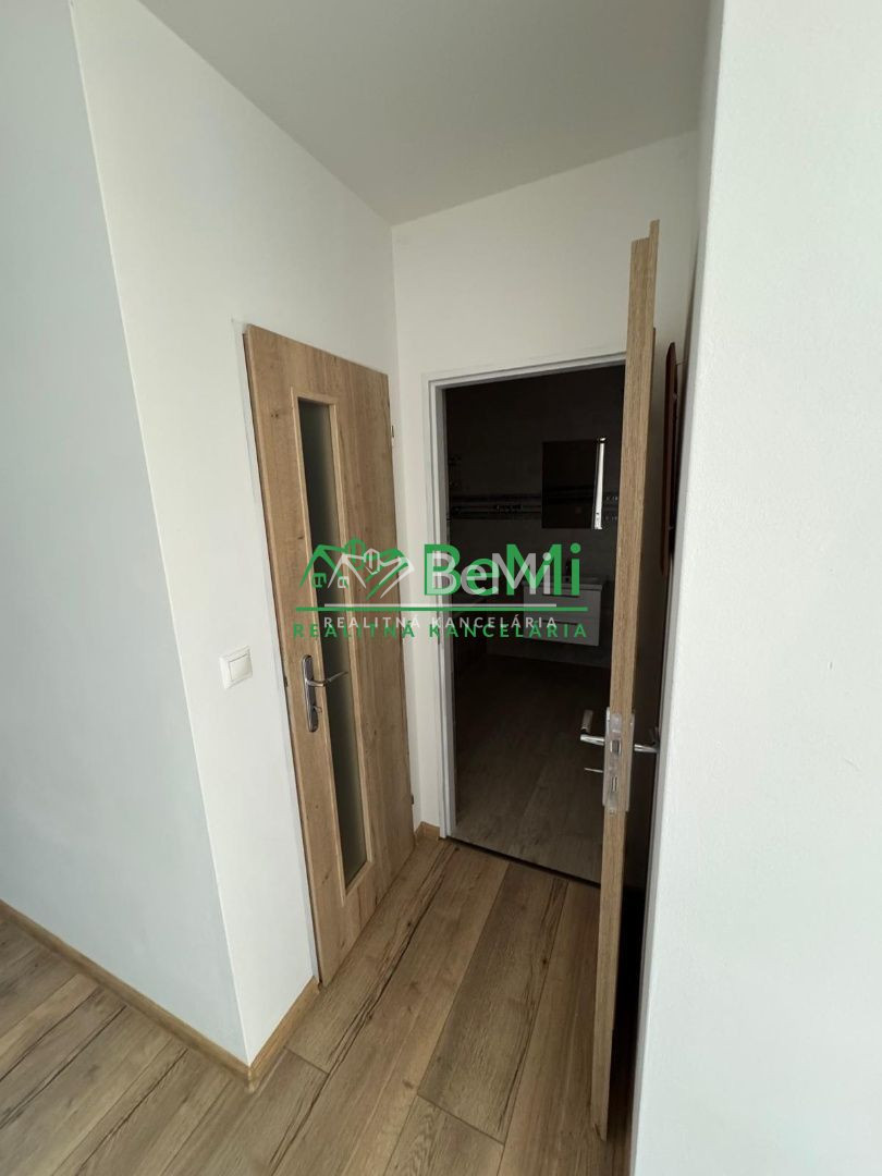 Priestranný 2-izbový byt v Mútnom - 5