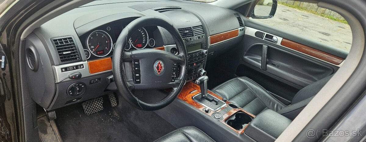 Predám Wolksvagen Tuareg 3.0 - 5