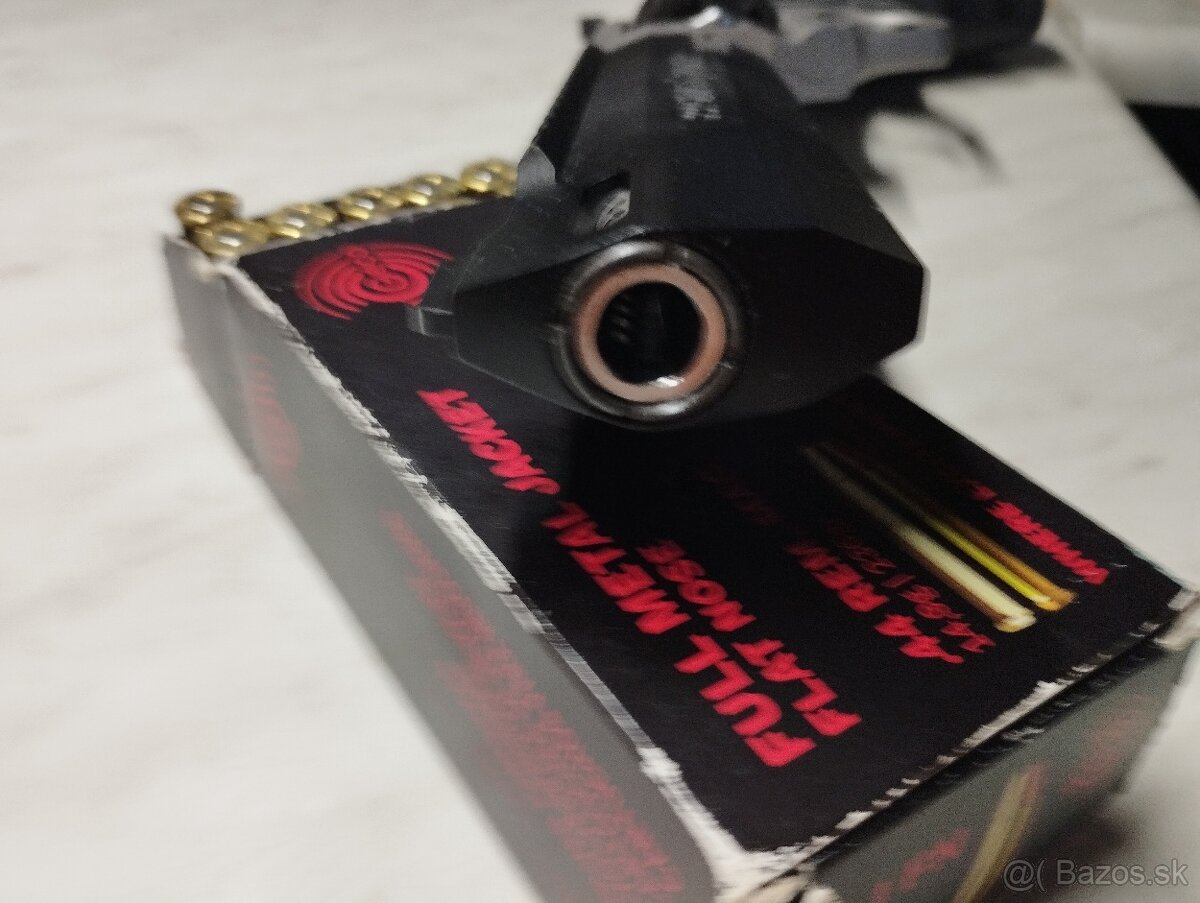 Taurus RAGING&&HUNTER kaliber 44 Magnum - 5