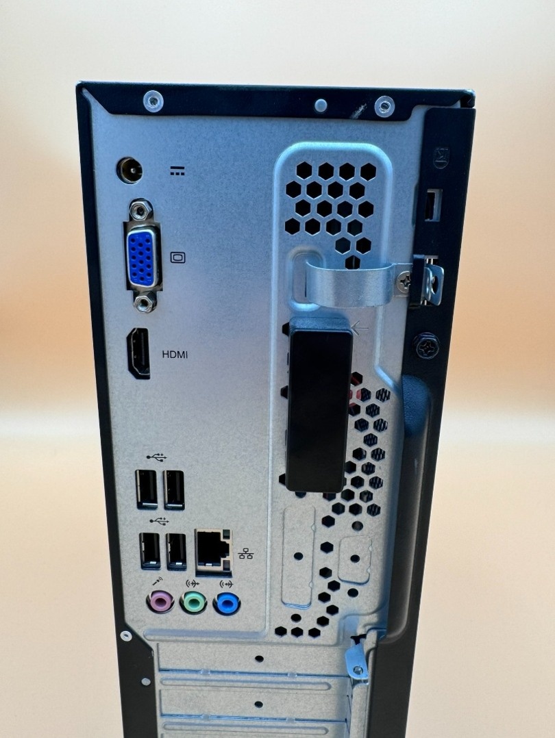 Počítač Acer.Intel Celeron J4005 2x2,00GHz.16gb ram.512SSD - 5