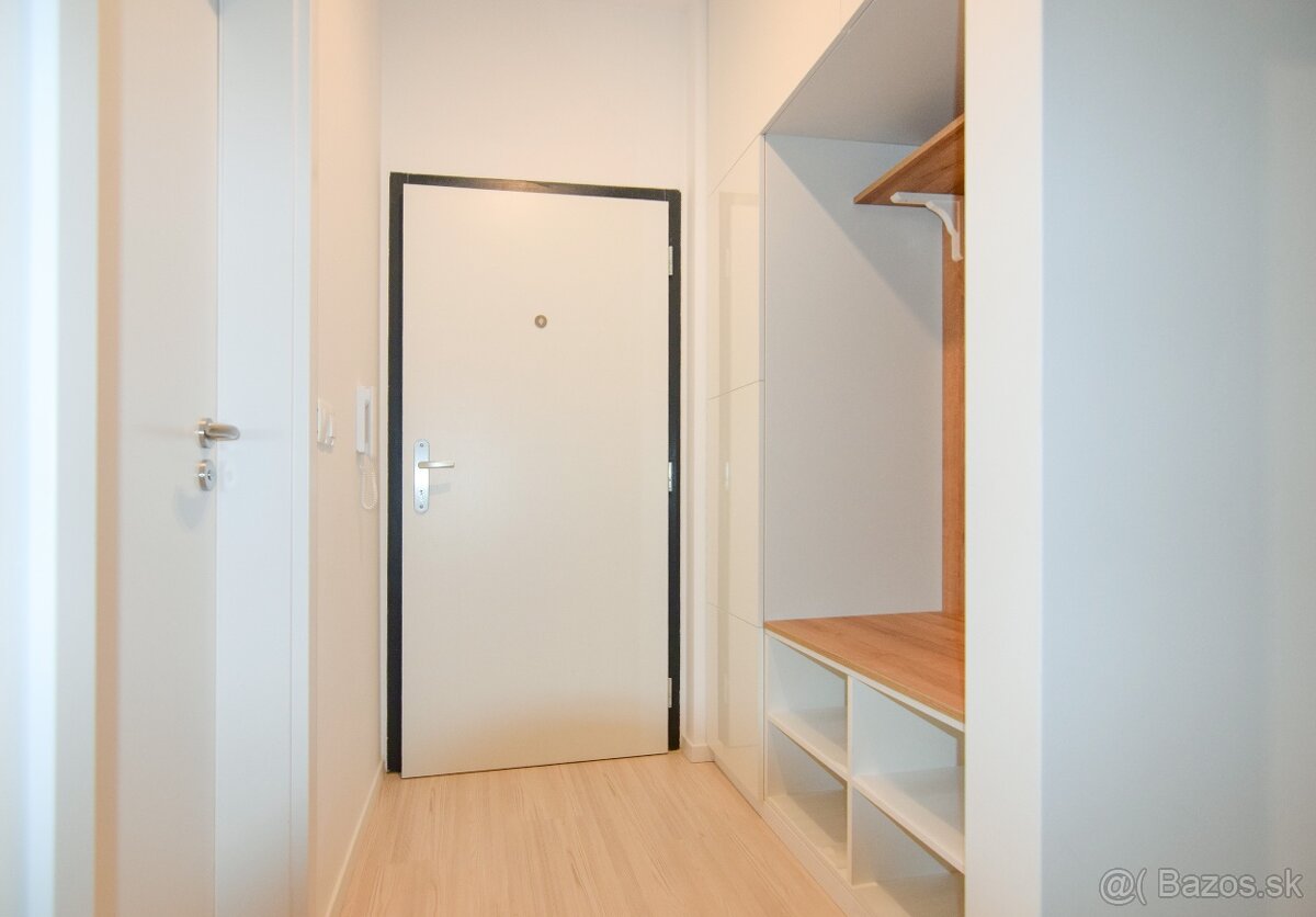 Moderný 1.5i byt so zasklenou lodžiou a klimatizáciou, DNV - 5