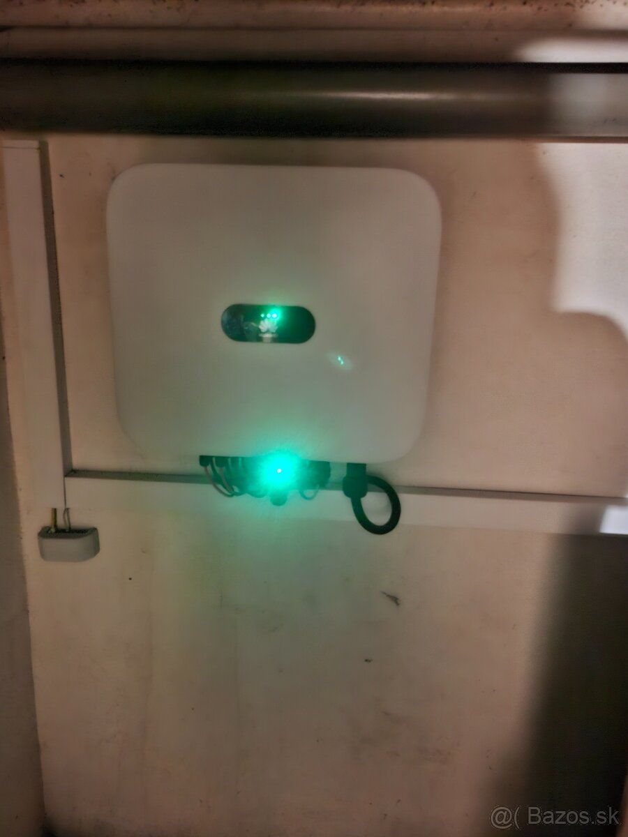 menič Huawei SUN2000-15KTL-M2 HC + SmartMeter + WiFi Dongle - 5