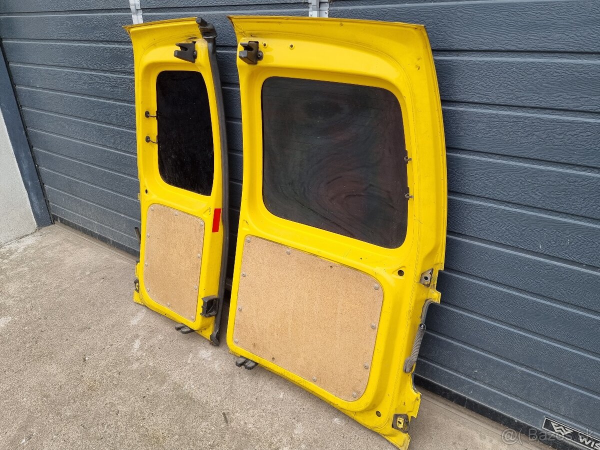 VW Cady kufrové dvere - 5