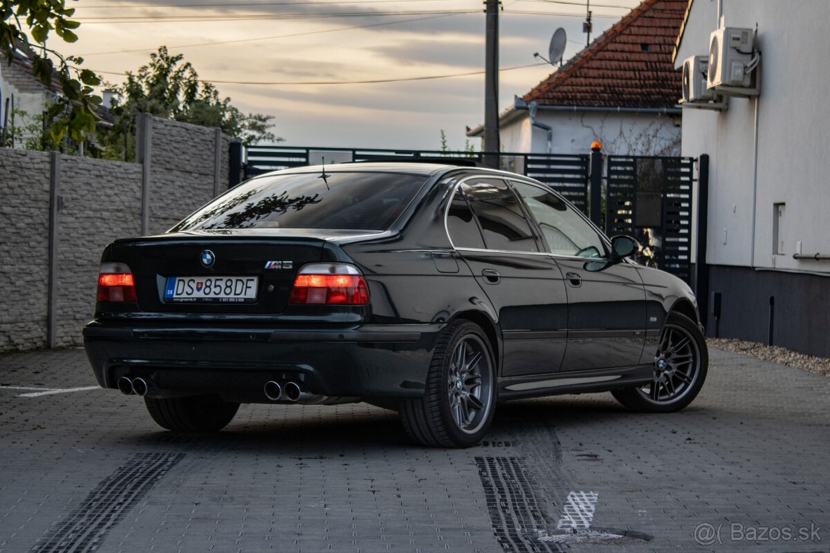 BMW M5 5.0 V8 Manual Individual - 5