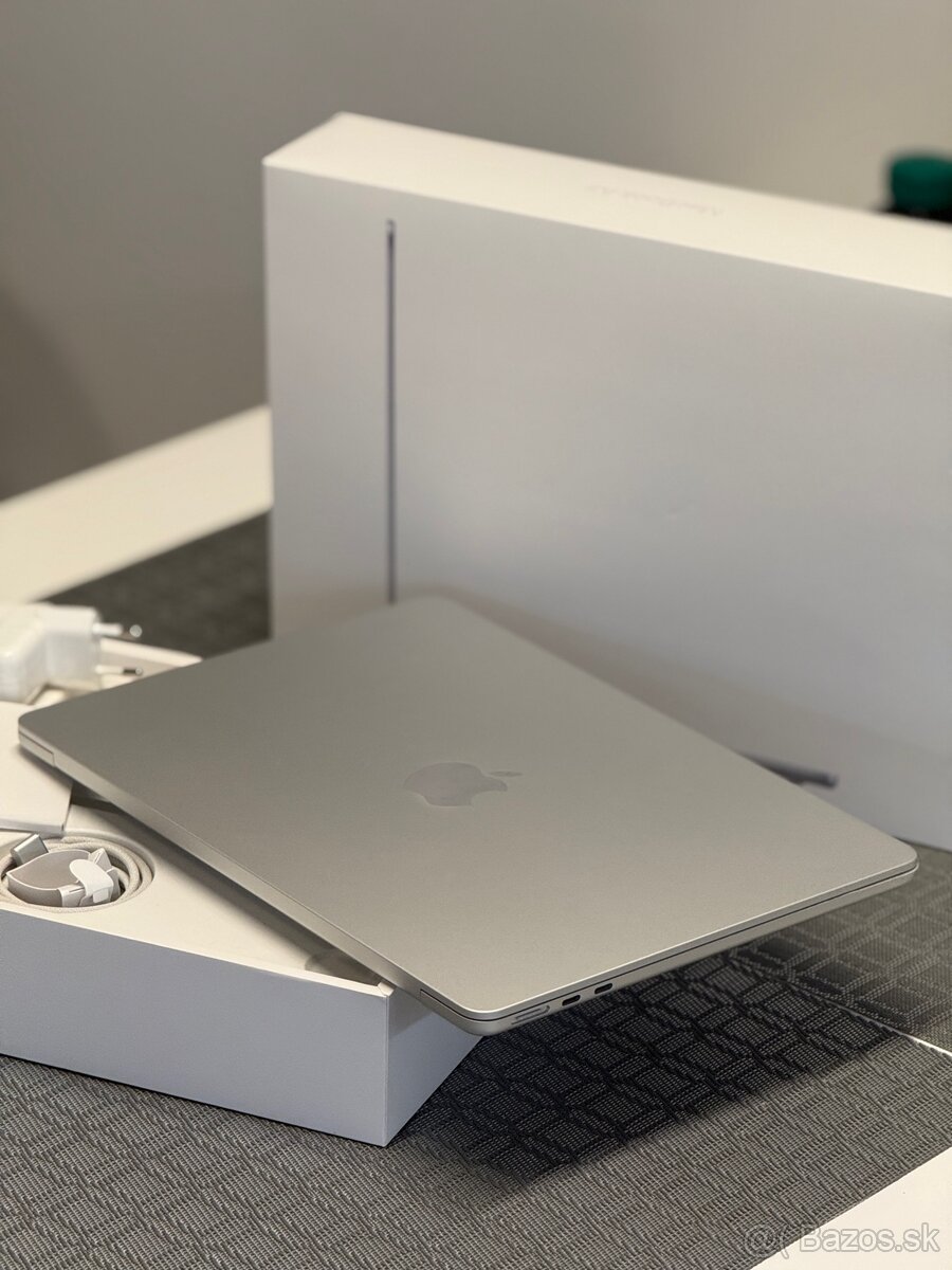 MacBook Air M4 - Silver | Záruka 11/2027 - 5
