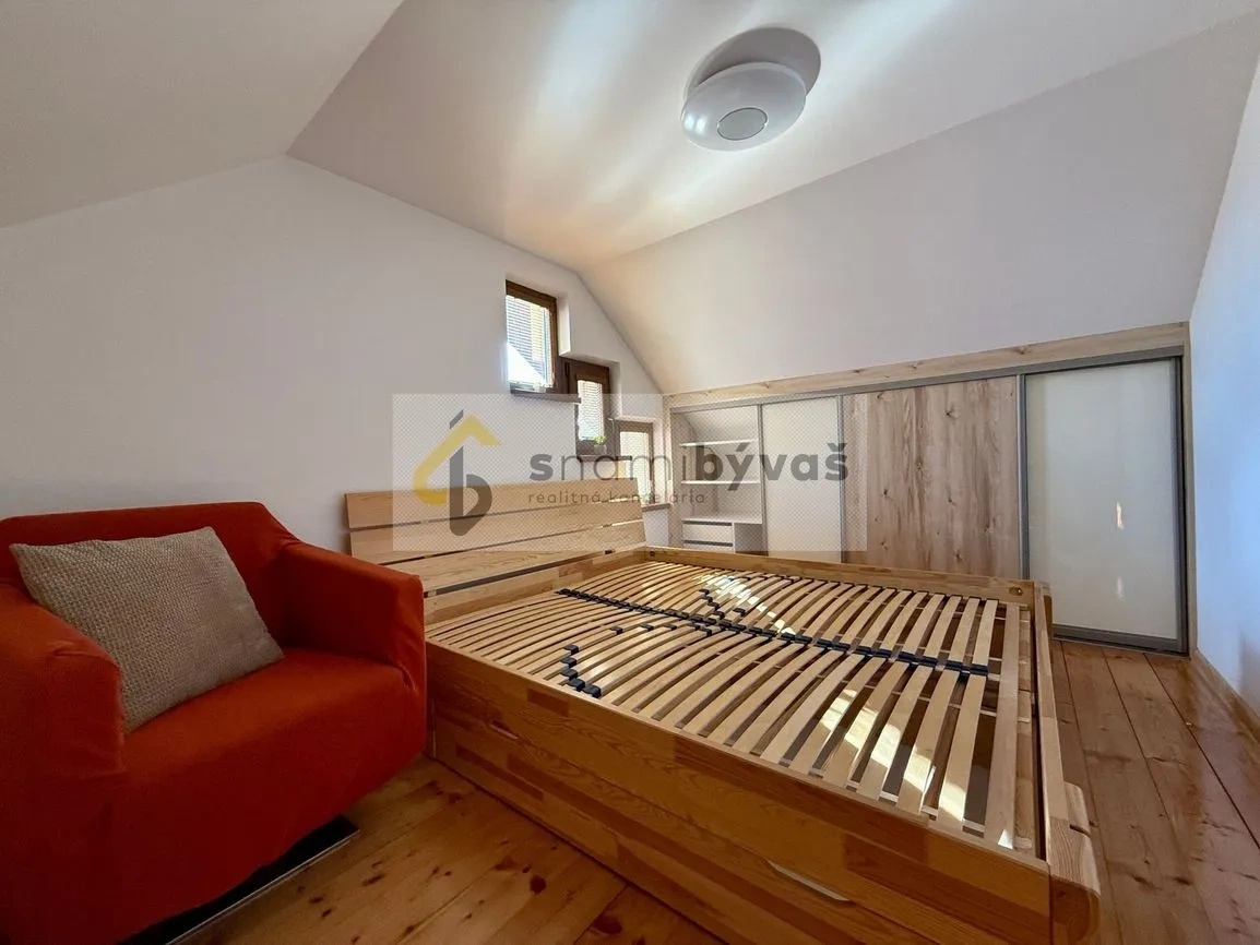 5 i RD + terasa 54 m2, pozemok 1205 m2, Valaliky - 5