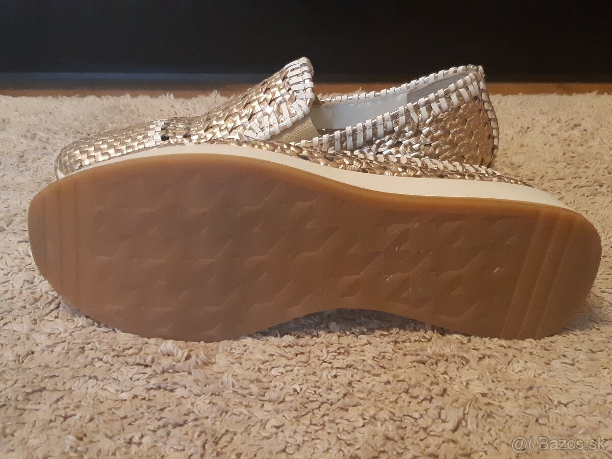 Predam zlate kožené topánky - 5