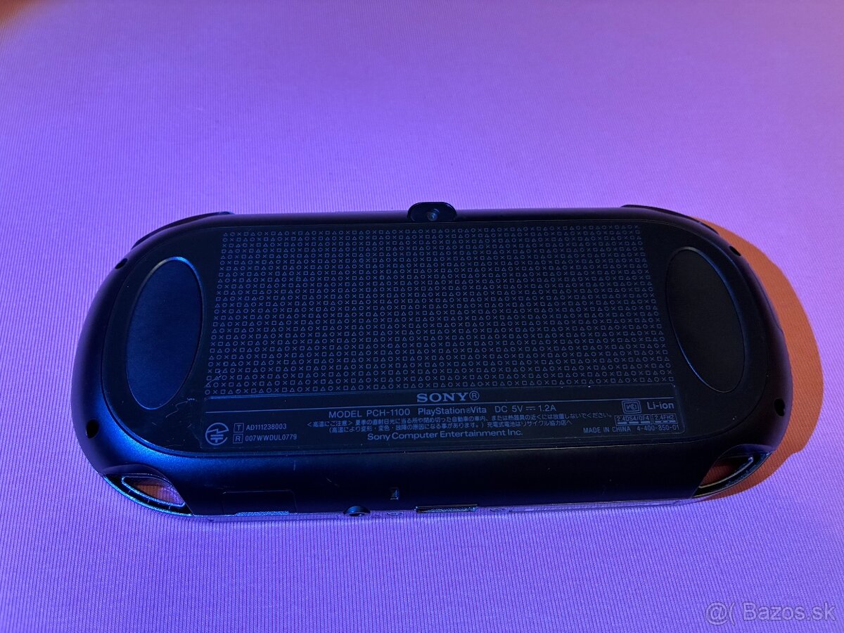 PS Vita 1100 čierna s príslušenstvom - 5