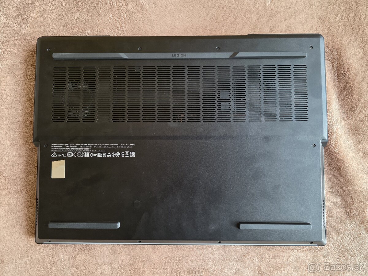 Predám Lenovo Legion Pro 7 RTX 4080 / i9 / 32 GB / 1 TB - 5