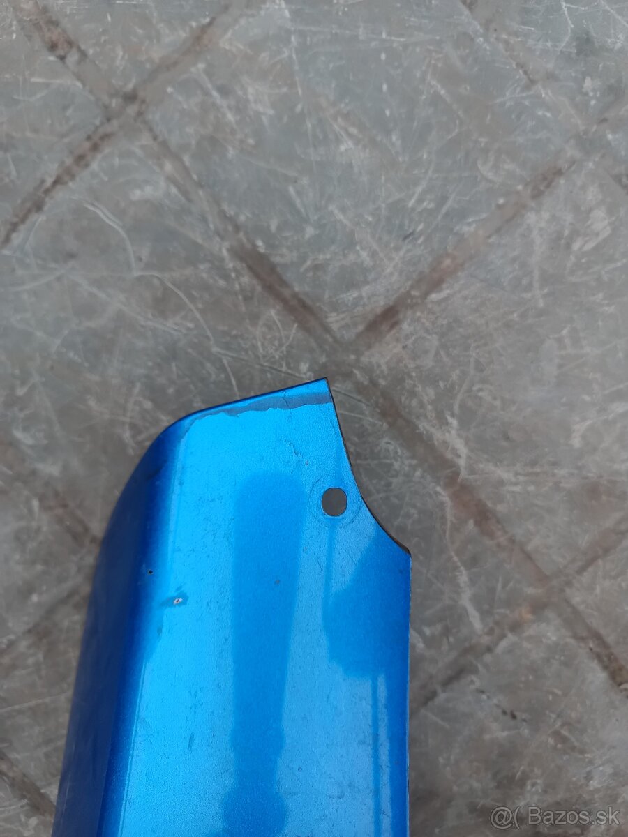 Predám prednú kapotáž Suzuki - 5