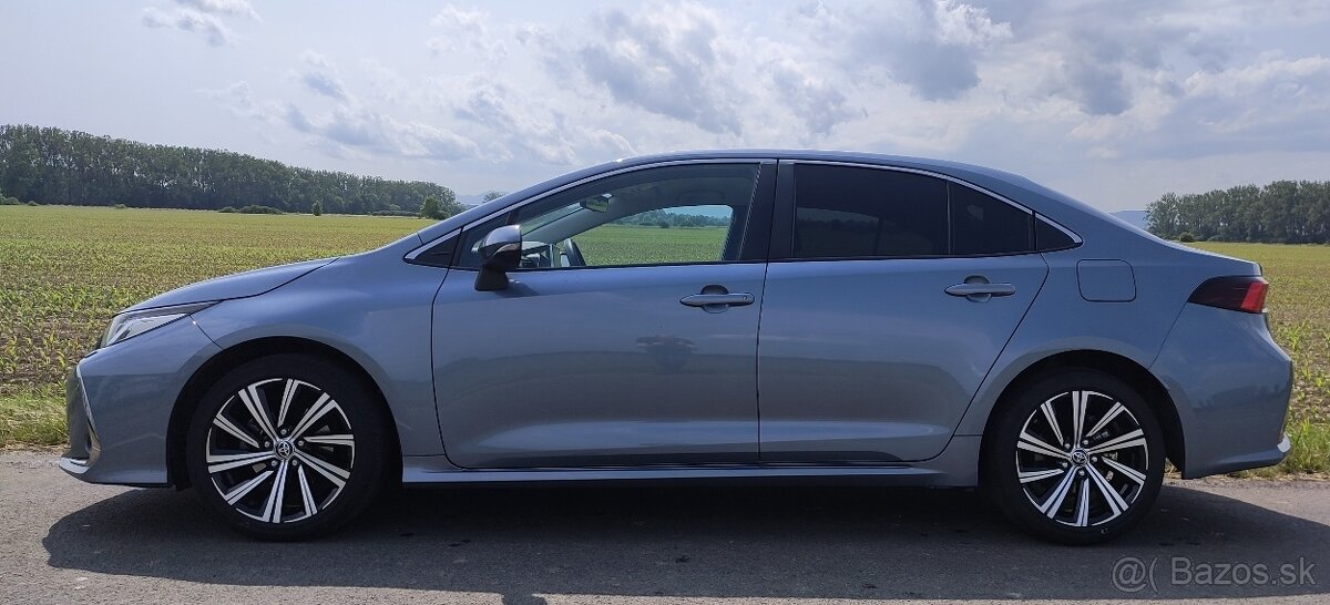 Toyota Corolla Sedan 1.5 - 5