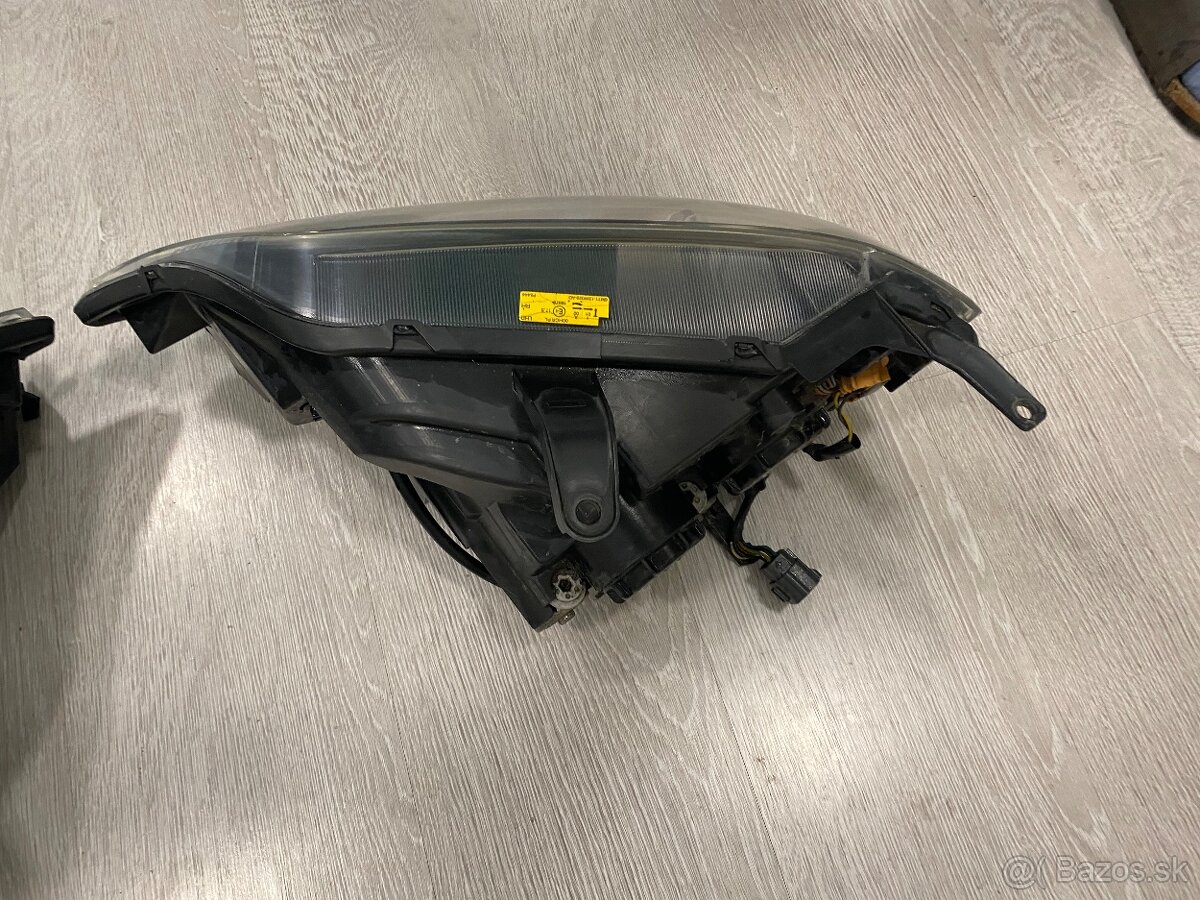 Rozpredam Mazda 2, DY - 5