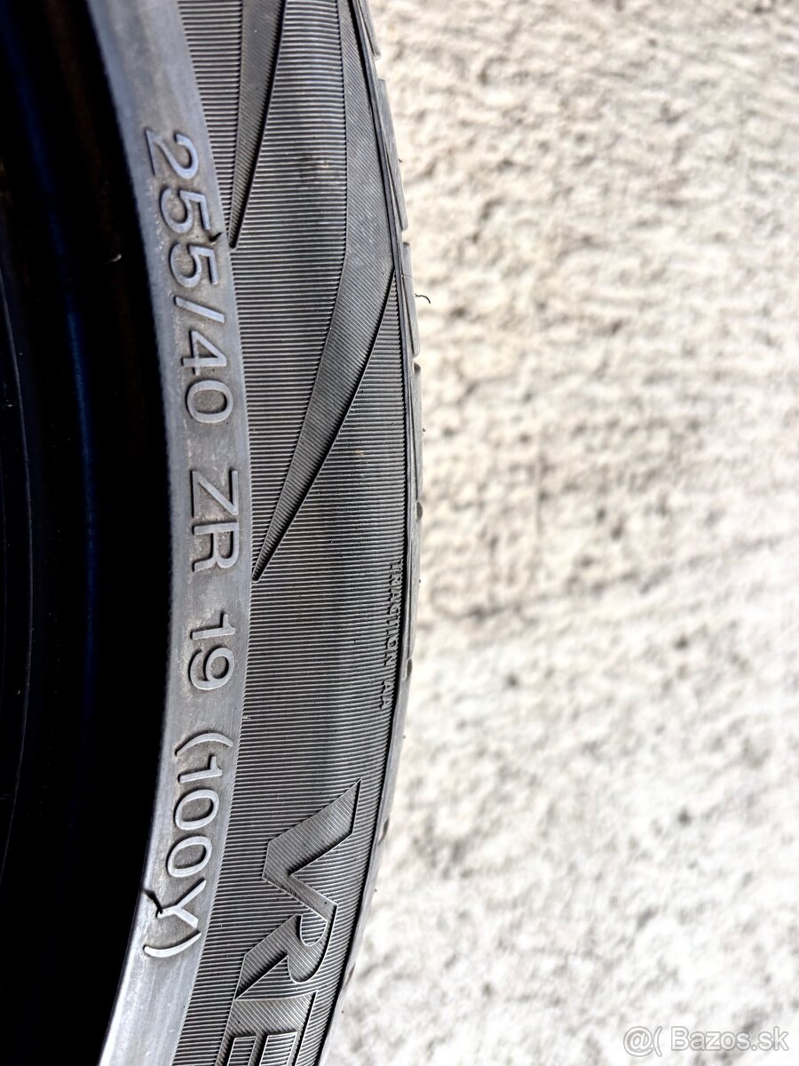 255/40 R19 Vredestein Letne - 5