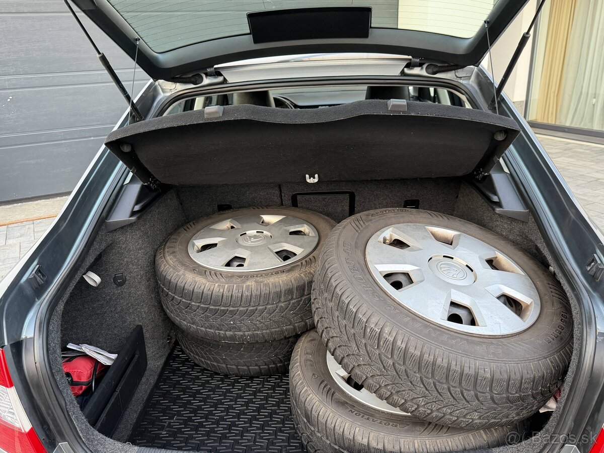 Škoda Octavia 1.2 TSI 77kw Elegance - 5