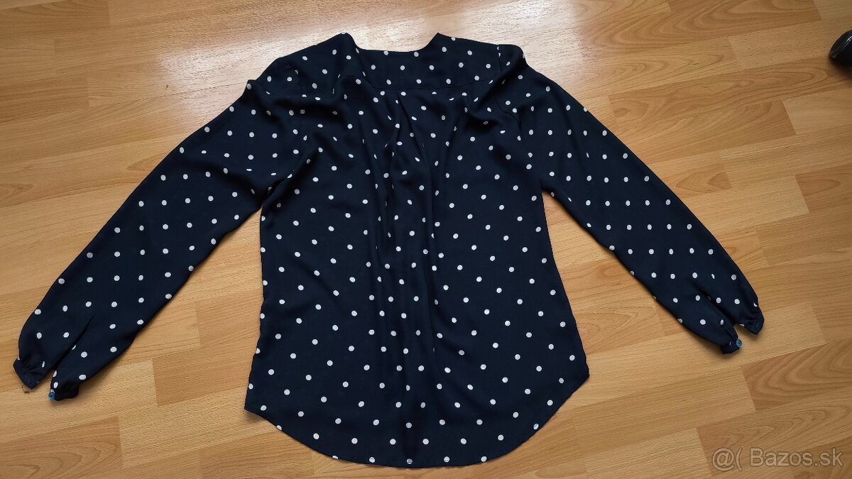 Tmavomodré bodkovaná blúzka - 5