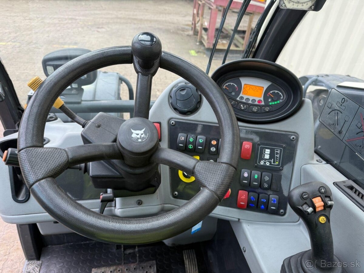 Bobcat TL43.80HF Agri – teleskopický manipulátor - 5