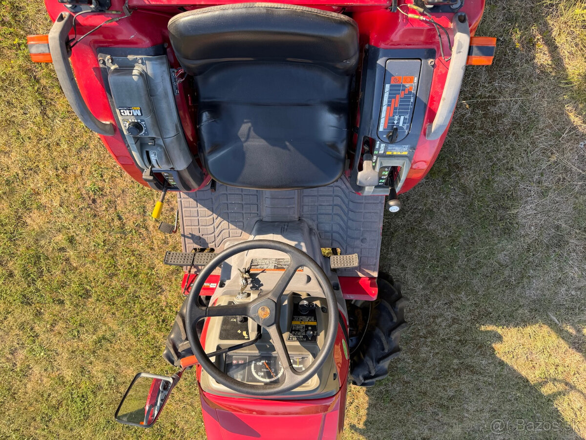 Japonský malotraktor Mitsubishi MT 190 - 5