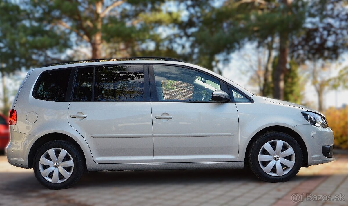Volkswagen Touran 1.6 TDI Panorama - 5